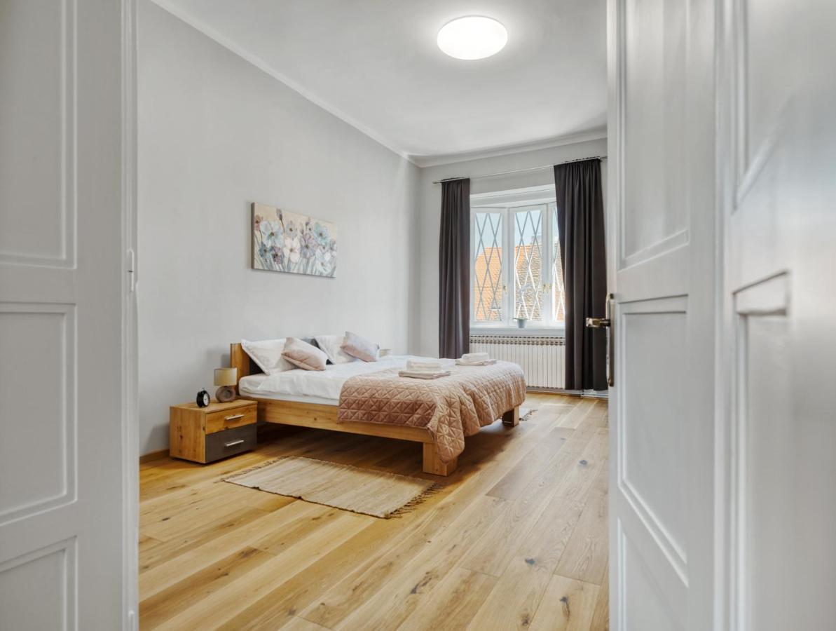 City Twenty 2Bdr Apartment By Irundo Ζάγκρεμπ Εξωτερικό φωτογραφία