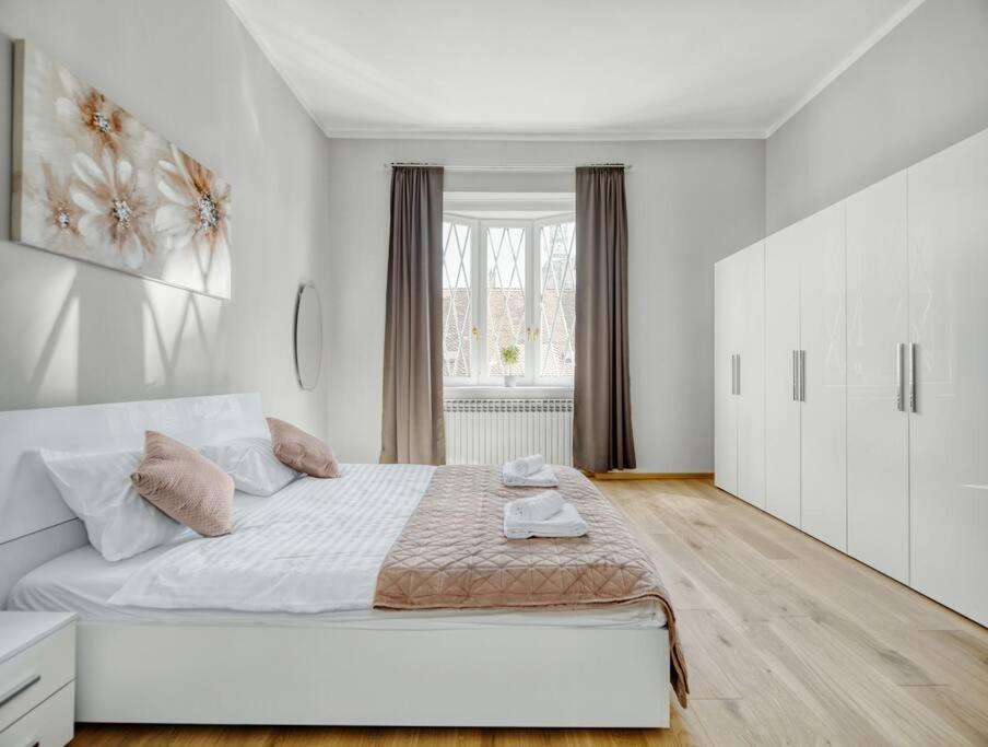 City Twenty 2Bdr Apartment By Irundo Ζάγκρεμπ Εξωτερικό φωτογραφία