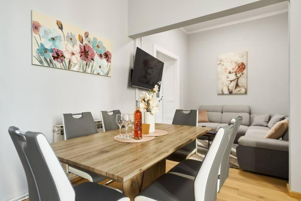 City Twenty 2Bdr Apartment By Irundo Ζάγκρεμπ Εξωτερικό φωτογραφία