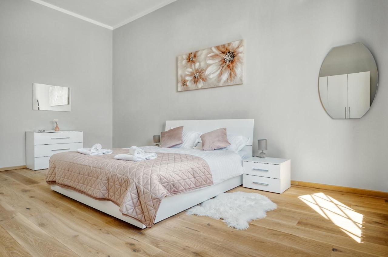City Twenty 2Bdr Apartment By Irundo Ζάγκρεμπ Εξωτερικό φωτογραφία