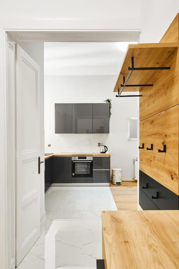 City Twenty 2Bdr Apartment By Irundo Ζάγκρεμπ Εξωτερικό φωτογραφία